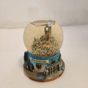 Vintage Reichsburg Germany Snow Globe